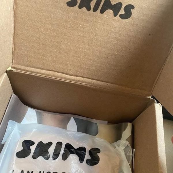 Skims wholesale pallet