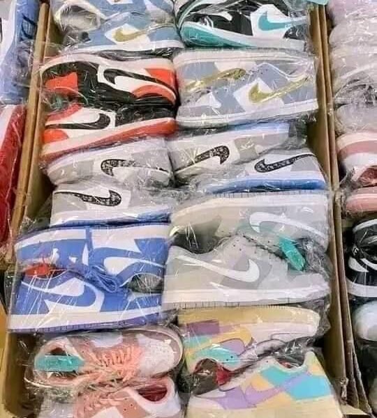 Sneakers Shoes Pallet