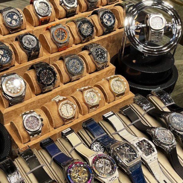 Watches Pallet